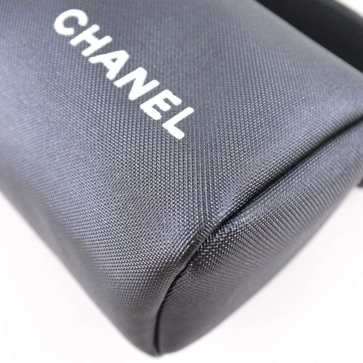 Pre-Owned Pouch Nylon Ladies Chanel Gray (Fair) Vintage Logo