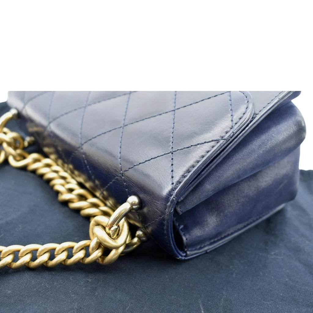 Chain CHANEL Bag Flap Handle Shoulder Blue Pre-Owned CC Leather Quilted