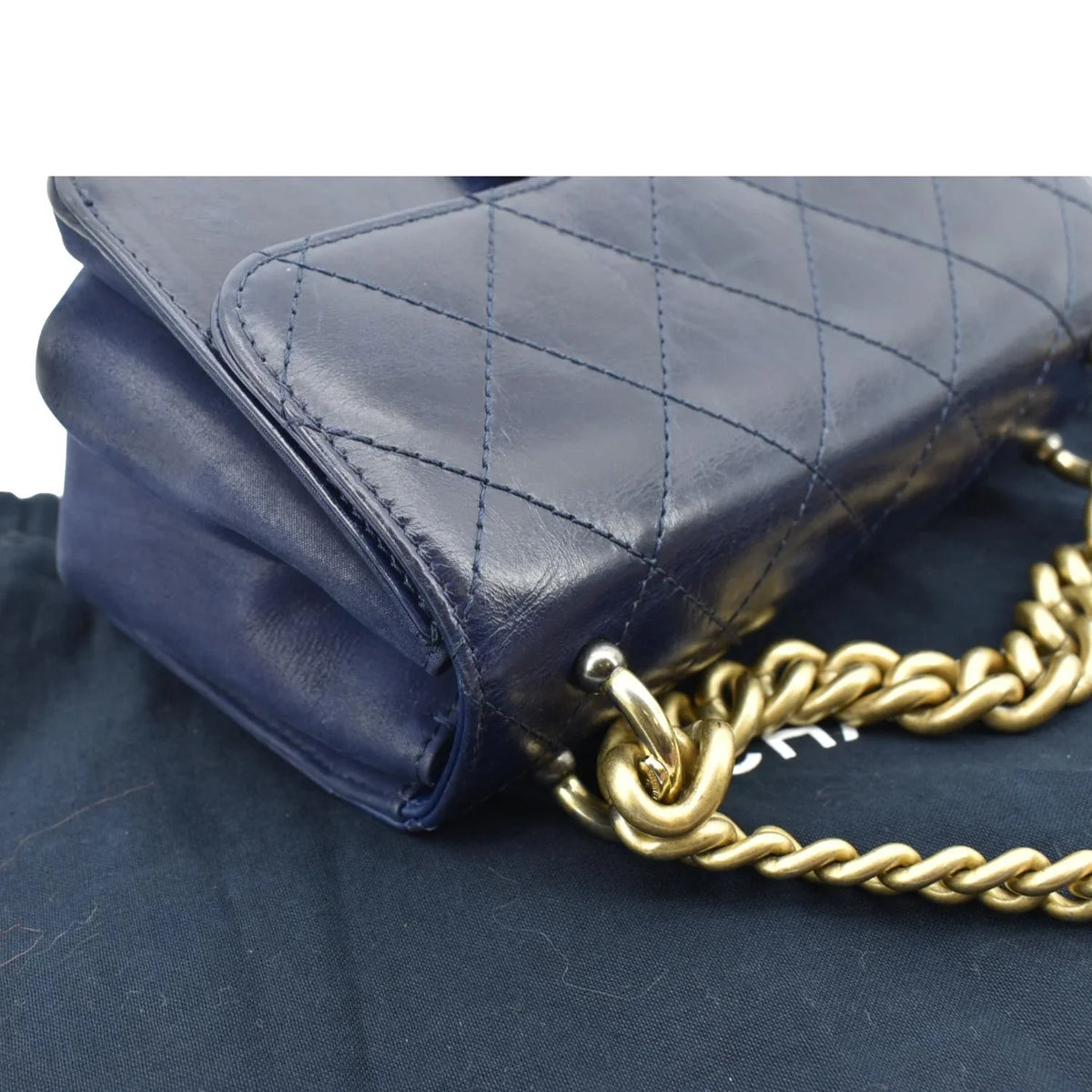 Chain CHANEL Bag Flap Handle Shoulder Blue Pre-Owned CC Leather Quilted