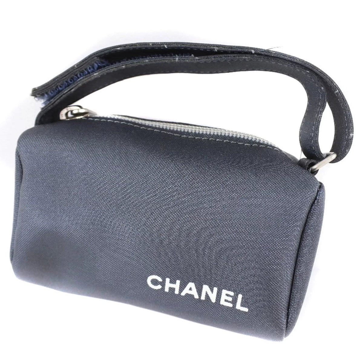 Pre-Owned Pouch Nylon Ladies Chanel Gray (Fair) Vintage Logo