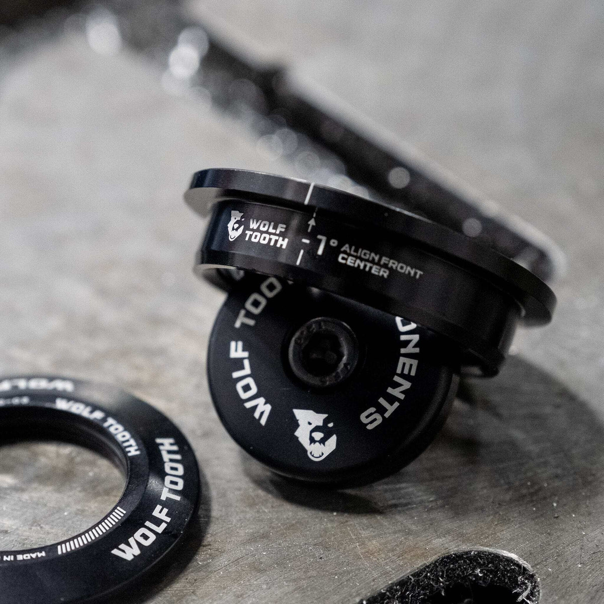 Black ZS44/EC49, - Performance GeoShift 1 Deg, Long, Tooth Headset Wolf Angle
