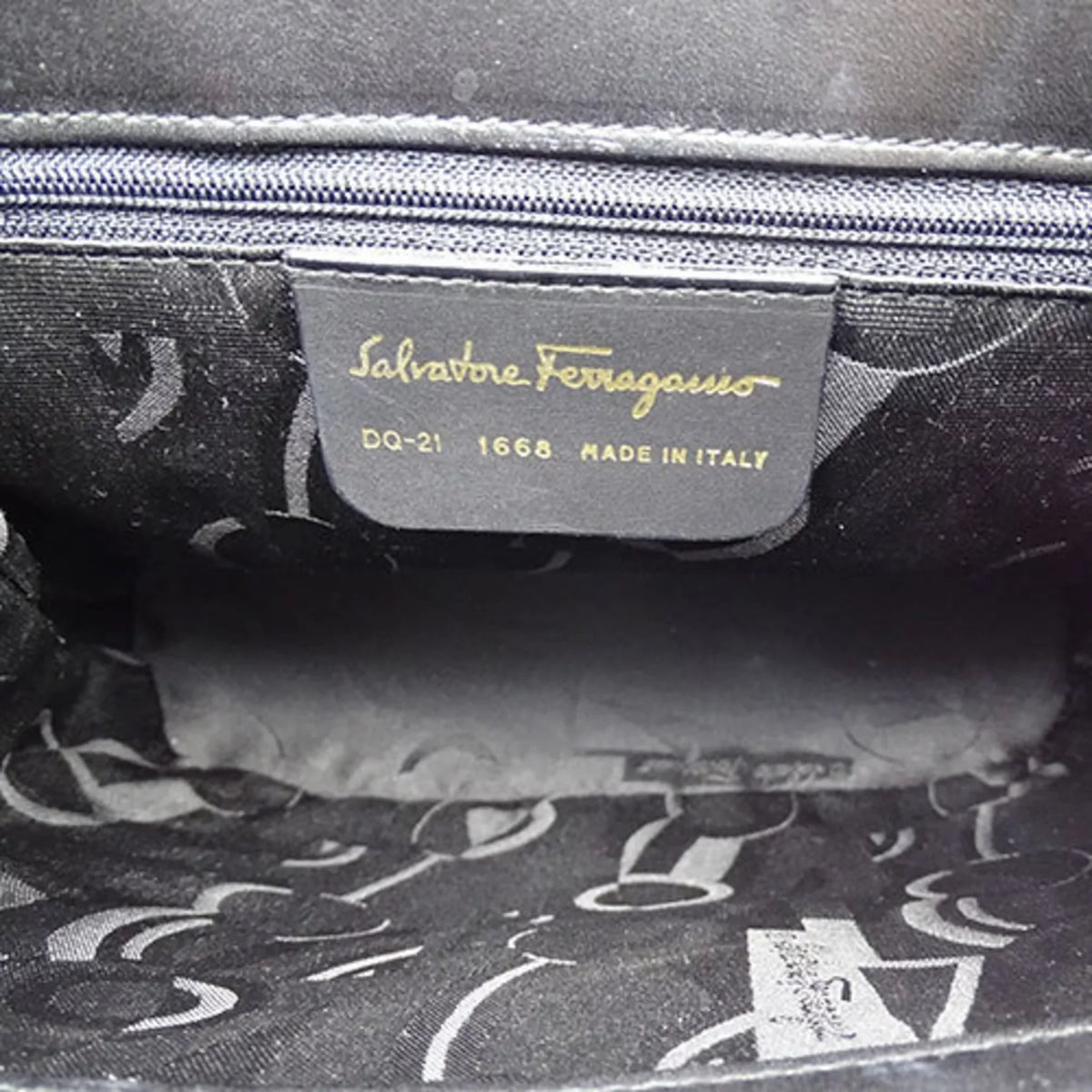 2way Bag Black Salvatore Pre-Owned Handbag Ferragamo Ladies (Good) Shoulder