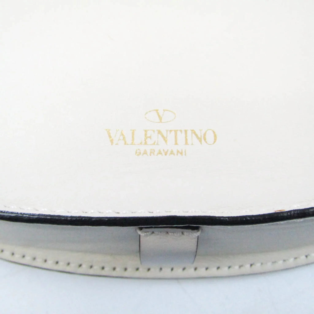 Beige Leather Women,Men Valentino Shoulder Bag Pre-Owned Light Garavani (Good)