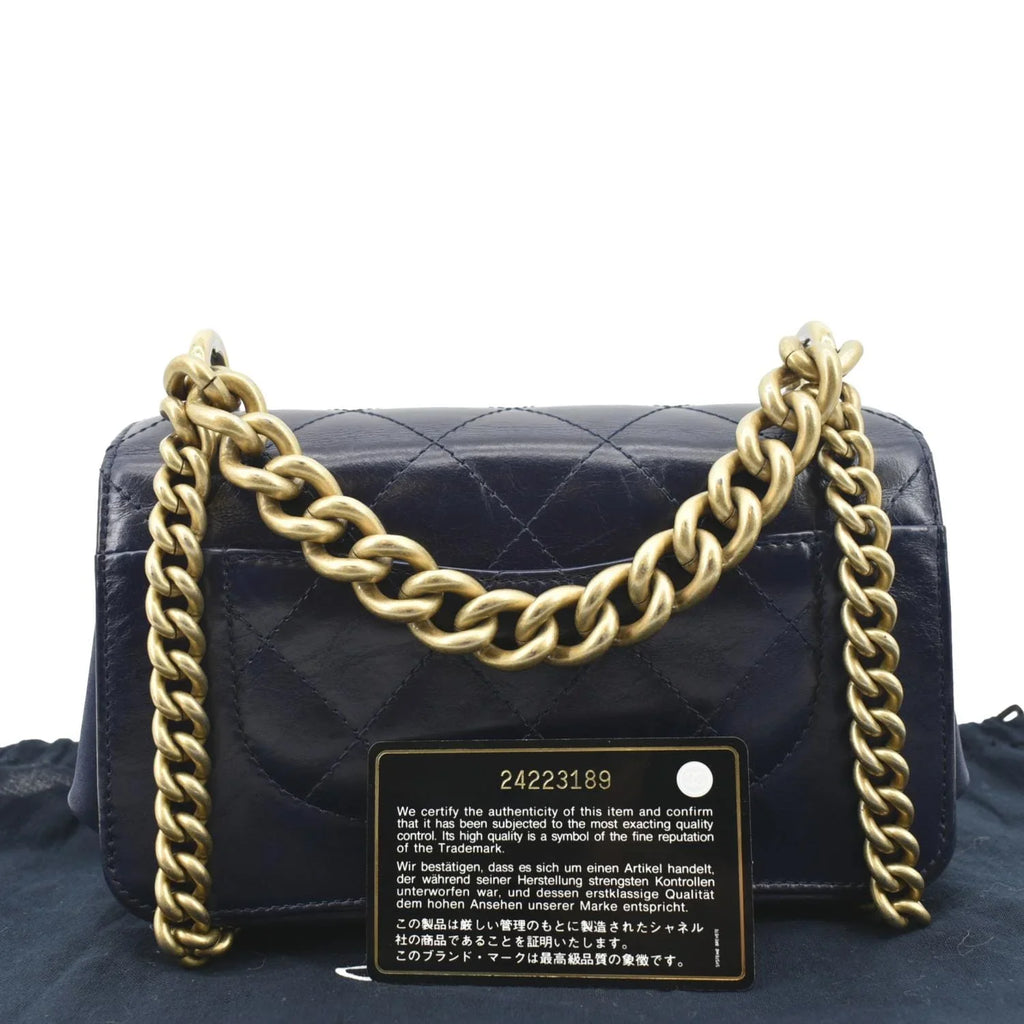 Chain CHANEL Bag Flap Handle Shoulder Blue Pre-Owned CC Leather Quilted