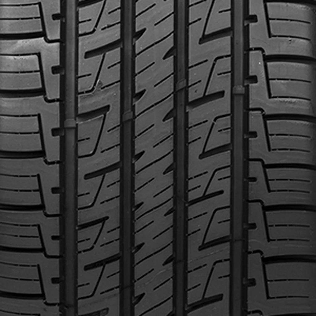 96H MaxLife 235/50R17 Goodyear Passenger All Tire Season Assurance