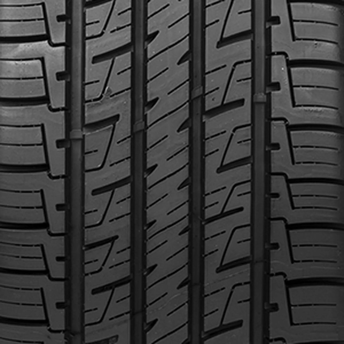96H MaxLife 235/50R17 Goodyear Passenger All Tire Season Assurance
